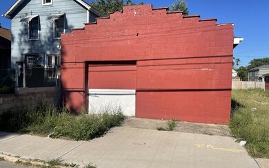 172-180 N Central 6