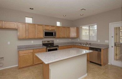 005_Kitchen