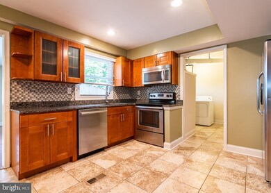 3422 Memphis Ln, Bowie, MD 20715 - photo 7