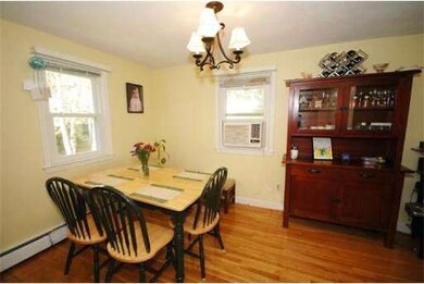 27 Melvin Rd, Arlington, MA 02474 - photo 3