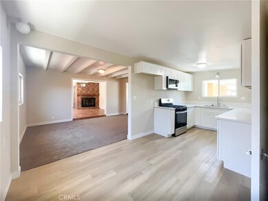 44739 3rd St E, Lancaster, CA 93535 - photo 7