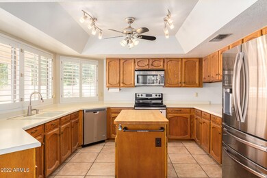 1824 E Caroline Ln, Tempe, AZ 85284 - photo 6