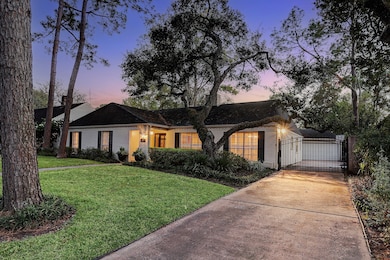 10023 Lynbrook Dr, Houston, TX 77042 - photo 4