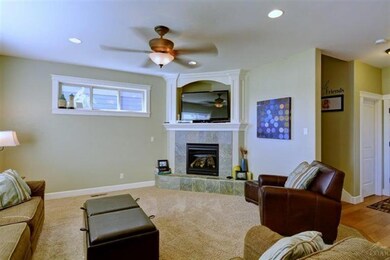 3779 NE Purcell Blvd, Bend, OR 97701 - photo 2