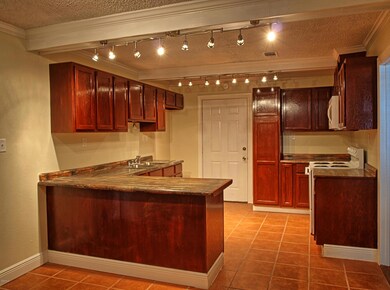 4315 Jamestown Rd, Moss Point, MS 39563 - photo 5