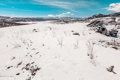 1_Land_high_3827864