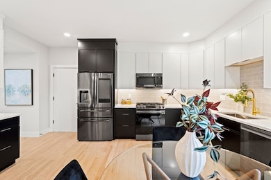 214 Havre St unit 5, Boston, MA 02128 - photo 3