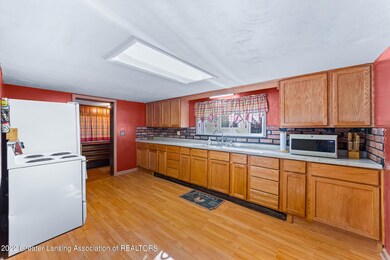 Home-Exposure-390-Ionia-7