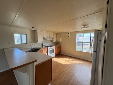 1407 N 10th St unit 10.5, Alpine, TX 79830 - photo 2