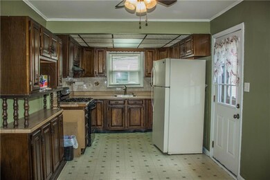 113 Fane Ct, Brooklyn, NY 11229 - photo 3