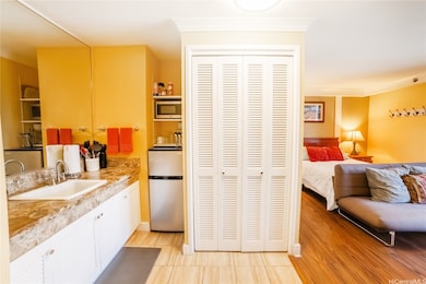 440 Olohana St unit 1804, Honolulu, HI 96815 - photo 5