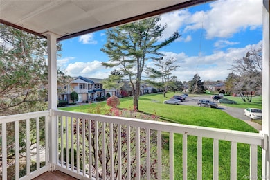 75 Artist Lake Dr, Middle Island, NY 11953 - photo 2