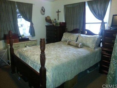 4519 W 104th St, Inglewood, CA 90304 - photo 7