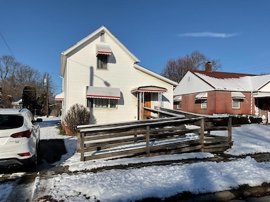 924 E Warren St, Bucyrus, OH 44820 - photo 2