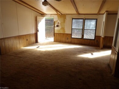 136 Gaston Ln, Elkin, NC 28621 - photo 5