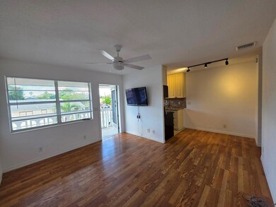 201 S J St unit 8, Lake Worth, FL 33460 - photo 7