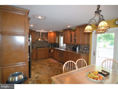 347 Crawford Ave, Maple Shade, NJ 08052 - photo 3