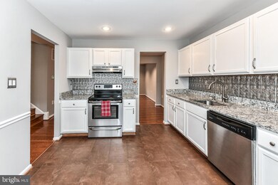 6033 Ticonderoga Ct, Burke, VA 22015 - photo 5