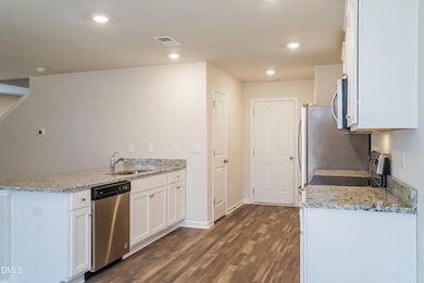 022-photo-kitchen-12261229