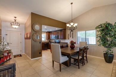 004_Dining & Kitchen