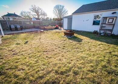 339 Jefferson St, Fall River, MA 02721 - photo 5