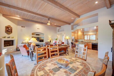 LivingRoom3