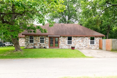 1019 Pine St, Bonham, TX 75418 - photo 5