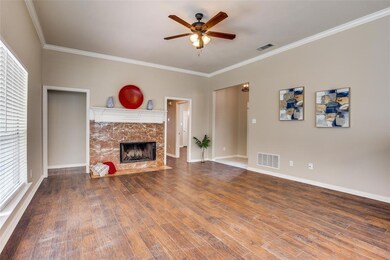 204 Douglas Dr, Wylie, TX 75098 - photo 5
