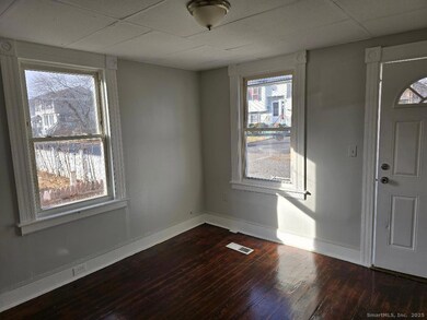 24 Cassidy Ave unit 1st floor, Waterbury, CT 06704 - photo 2