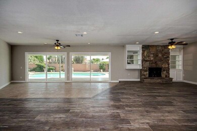 9627 W Lindgren Ave, Sun City, AZ 85373 - photo 5