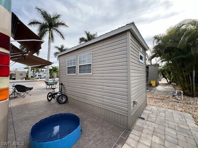 5210 Marsh Mallow Trail, Fort Myers, FL 33905 - photo 7