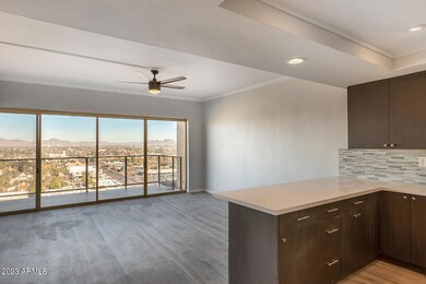 y 05_4750_N_Central_Ave_17n__05_mls