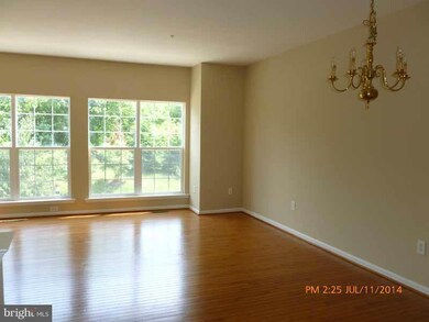 10402 Glen Spring Ln, Bowie, MD 20720 - photo 6