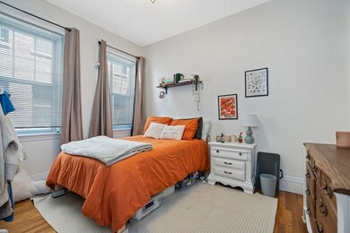 35 Queensberry St unit 2, Boston, MA 02215 - photo 4