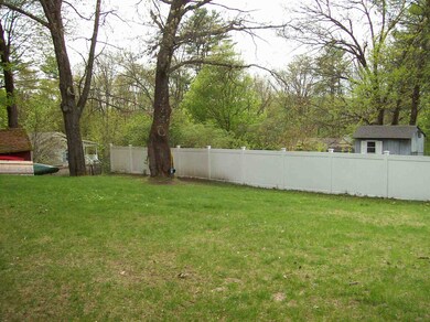 22 Pine St, Charlestown, NH 03603 - photo 3