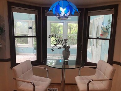 tom pic dinette to sunroom