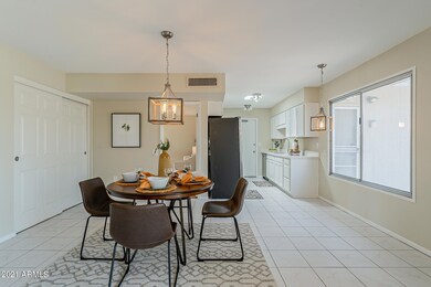 17016 N Pinion Ln, Sun City, AZ 85373 - photo 7