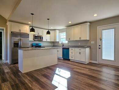 125 Gracelynn Cir, Harrodsburg, KY 40330 - photo 3