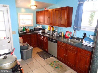 3003 Rosalind Ave, Baltimore, MD 21215 - photo 6