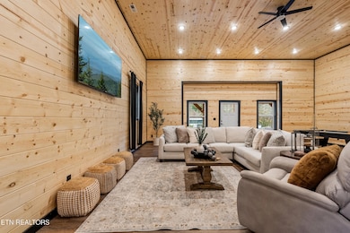 2881 Caughron Mountain Rd, Sevierville, TN 37876 - photo 2