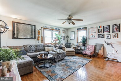 355 W 6th St unit 2, Lansdale, PA 19446 - photo 2