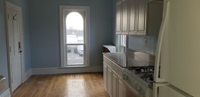 209 S 2nd St unit B, Elkhart, IN 46516 - photo 2