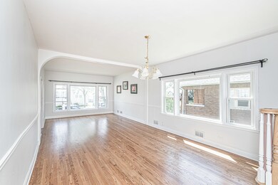 1410 Campbell Ave, Des Plaines, IL 60016 - photo 3
