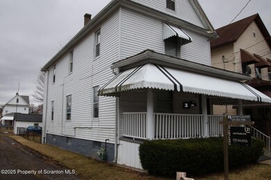 326 1/2 Warren St, Scranton, PA 18508 - photo 2