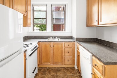 1010 Massachusetts Ave unit 25, Cambridge, MA 02138 - photo 2