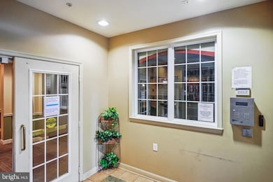 14241 Kings Crossing Blvd unit 108, Boyds, MD 20841 - photo 2