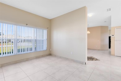 302 Erie Dr, Kissimmee, FL 34759 - photo 7