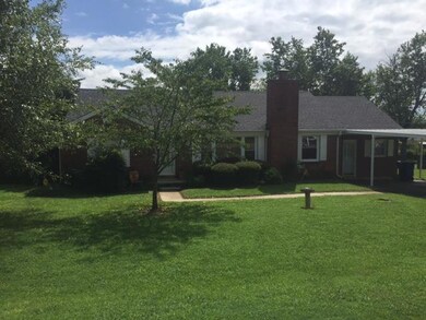 901 Cowan Ave, Shelbyville, TN 37160 - photo 2