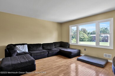 20 Pinckney Rd B6 Red Bank NJ-large-007-