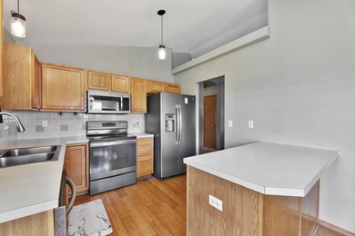 223 Wheatridge Dr, Newton, KS 67114 - photo 7